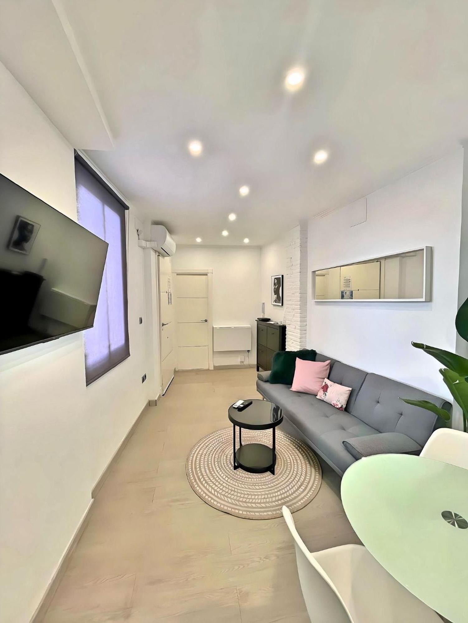 Excellent Location Malaga Centro Historico 2 Bed Flat Lejlighed Eksteriør billede